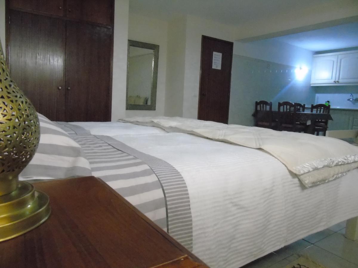 Lagos Guests B&B Luaran gambar